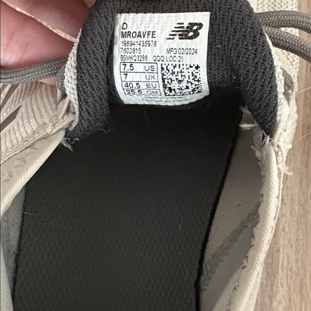 Figs x New Balance ROAV Sneakers MROAVFE Unisex Men’s 7.5 = Women’s 9 - Picture 6 of 9